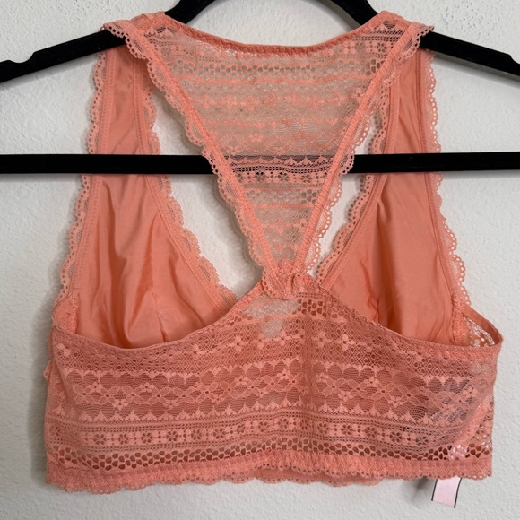 Victoria’s Secret Lace Bralette Peach Size XS - Picture 2 of 5